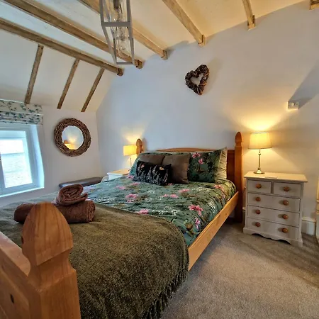 Grade 2 Listed Near Dalby Forest - Thornton Le Dale * Thornton Dale