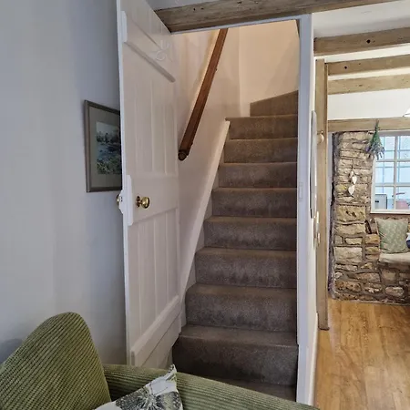 Grade 2 Listed Near Dalby Forest - Thornton Le Dale * Thornton Dale